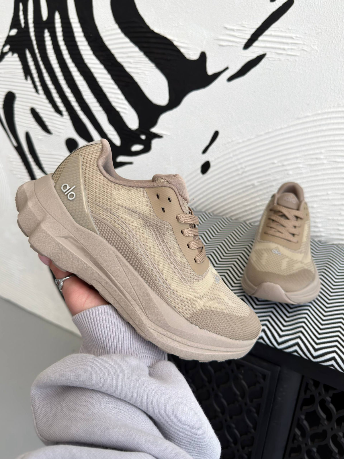 Alo Yoga Runner Gravel — фото 2