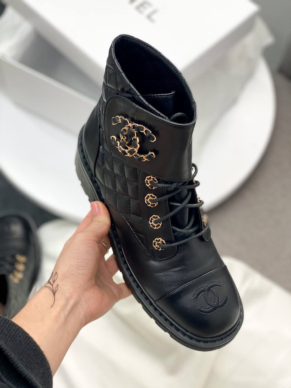 Dior Lace-up Boots Black Мех — фото 4