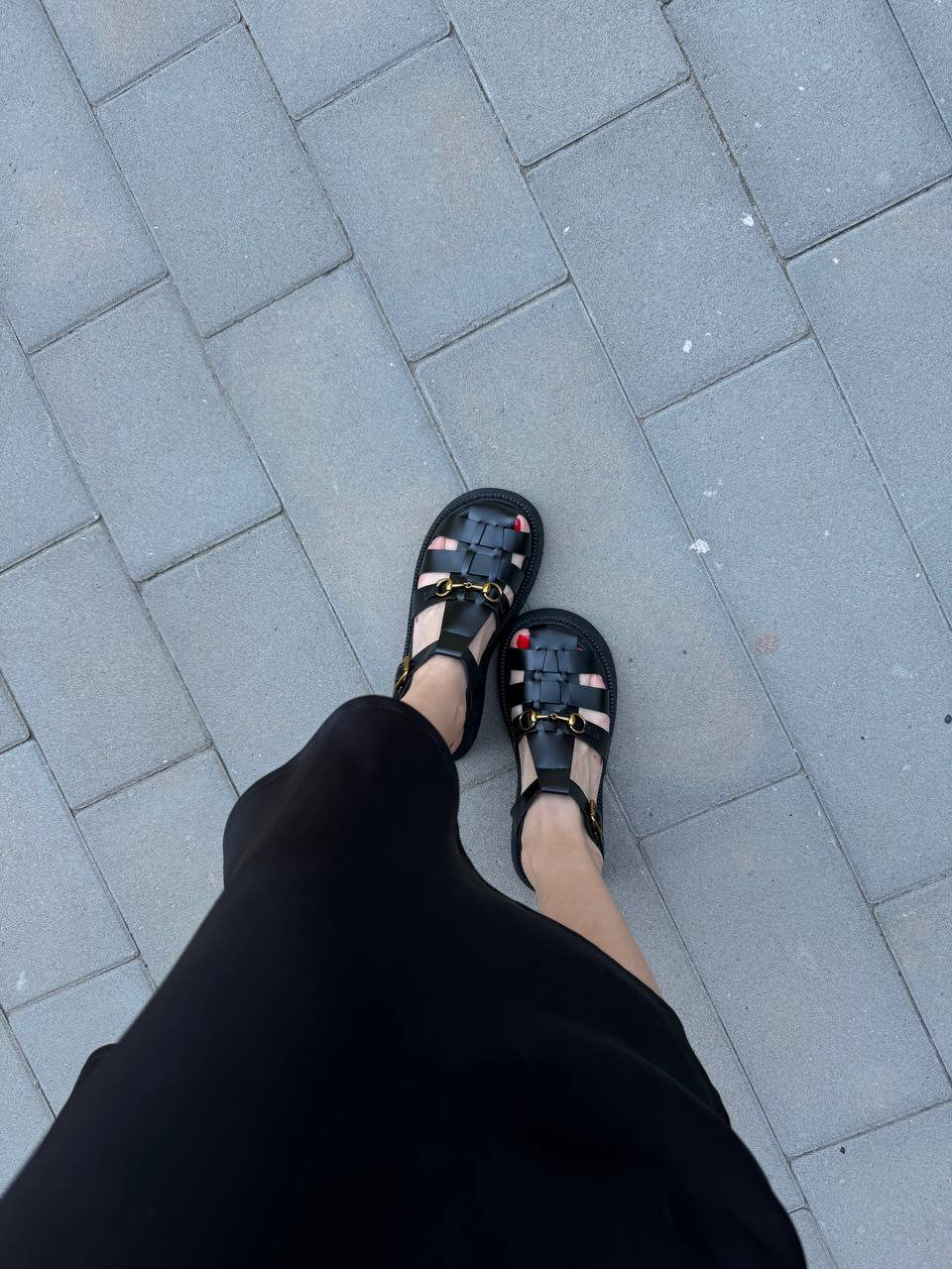 Gucci Leather Sandals — фото 2