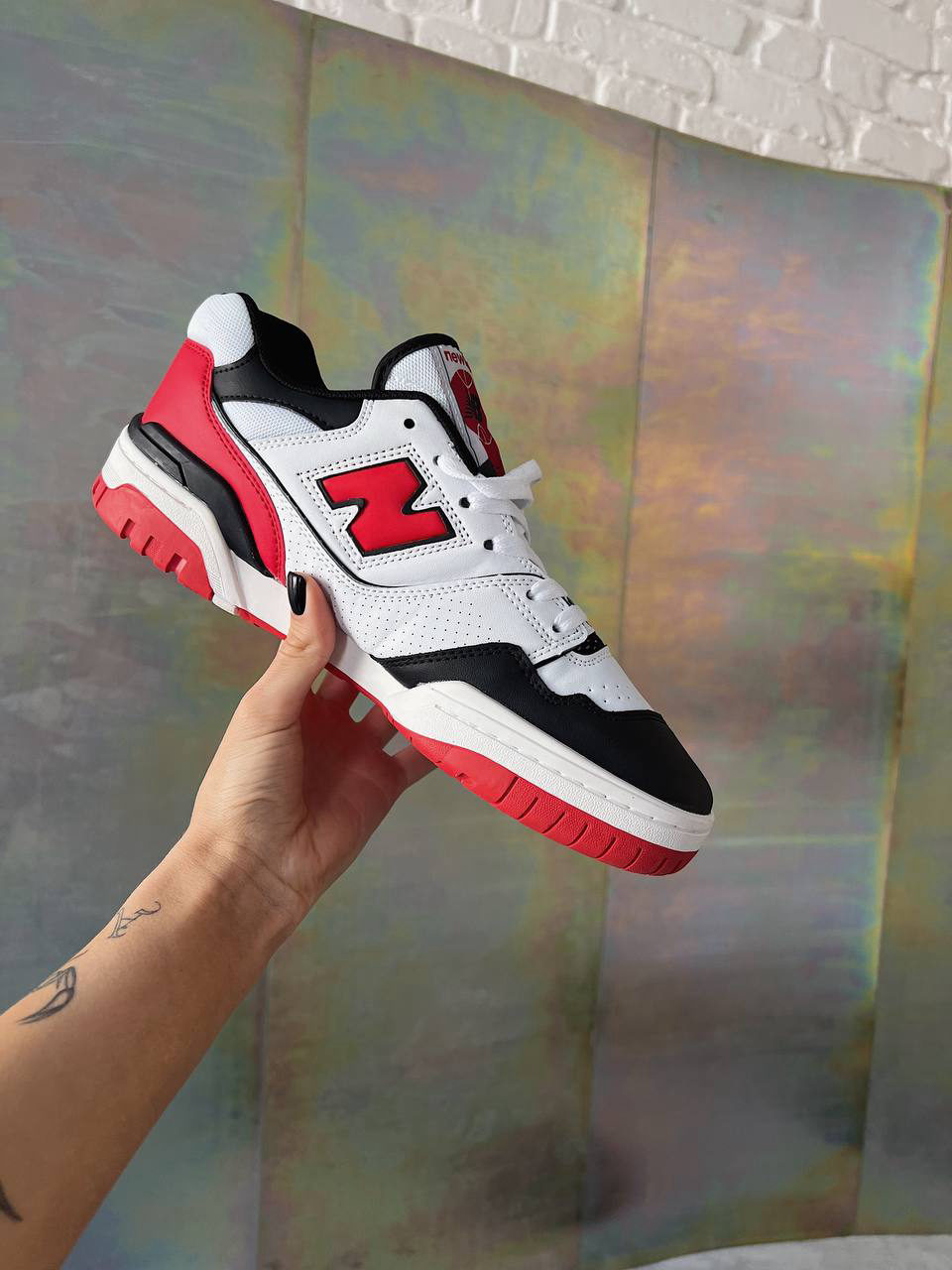 New Balance 550 White/Red/Black РОЗПРОДАЖ — фото 3