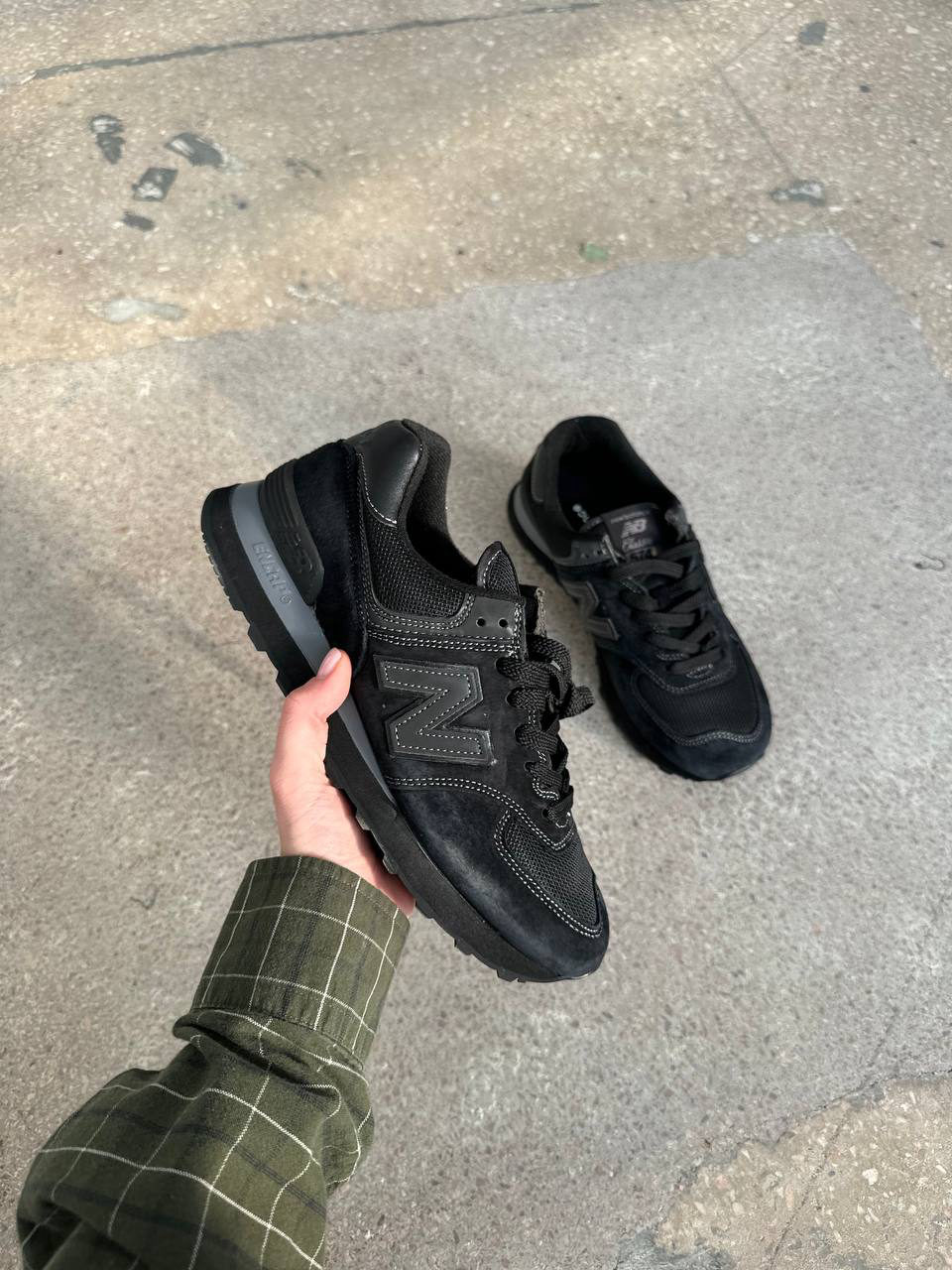 New Balance 574 “Triple Black” — фото 2