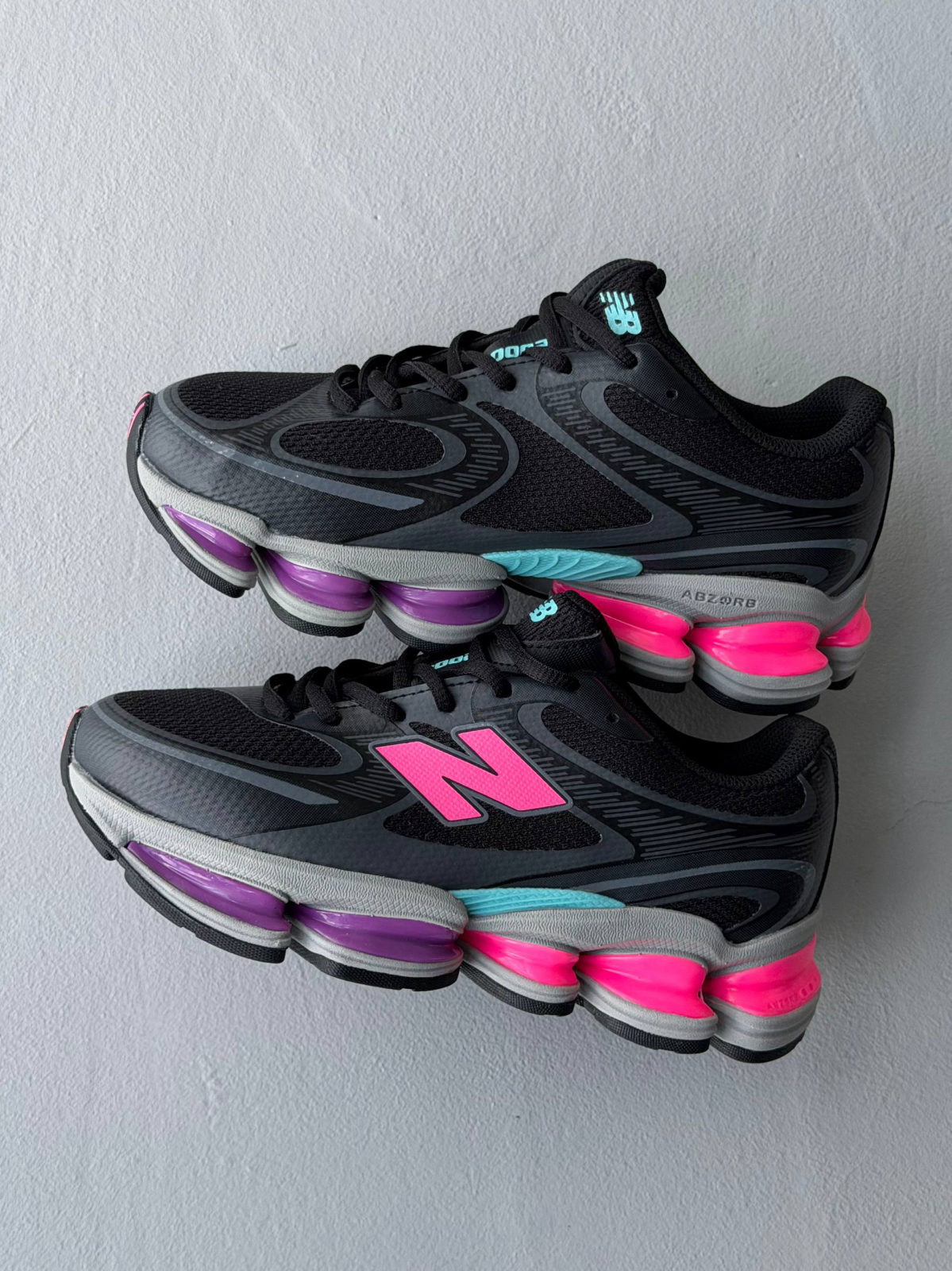 New Balance 2000 Black/Pink/Grey — фото 2