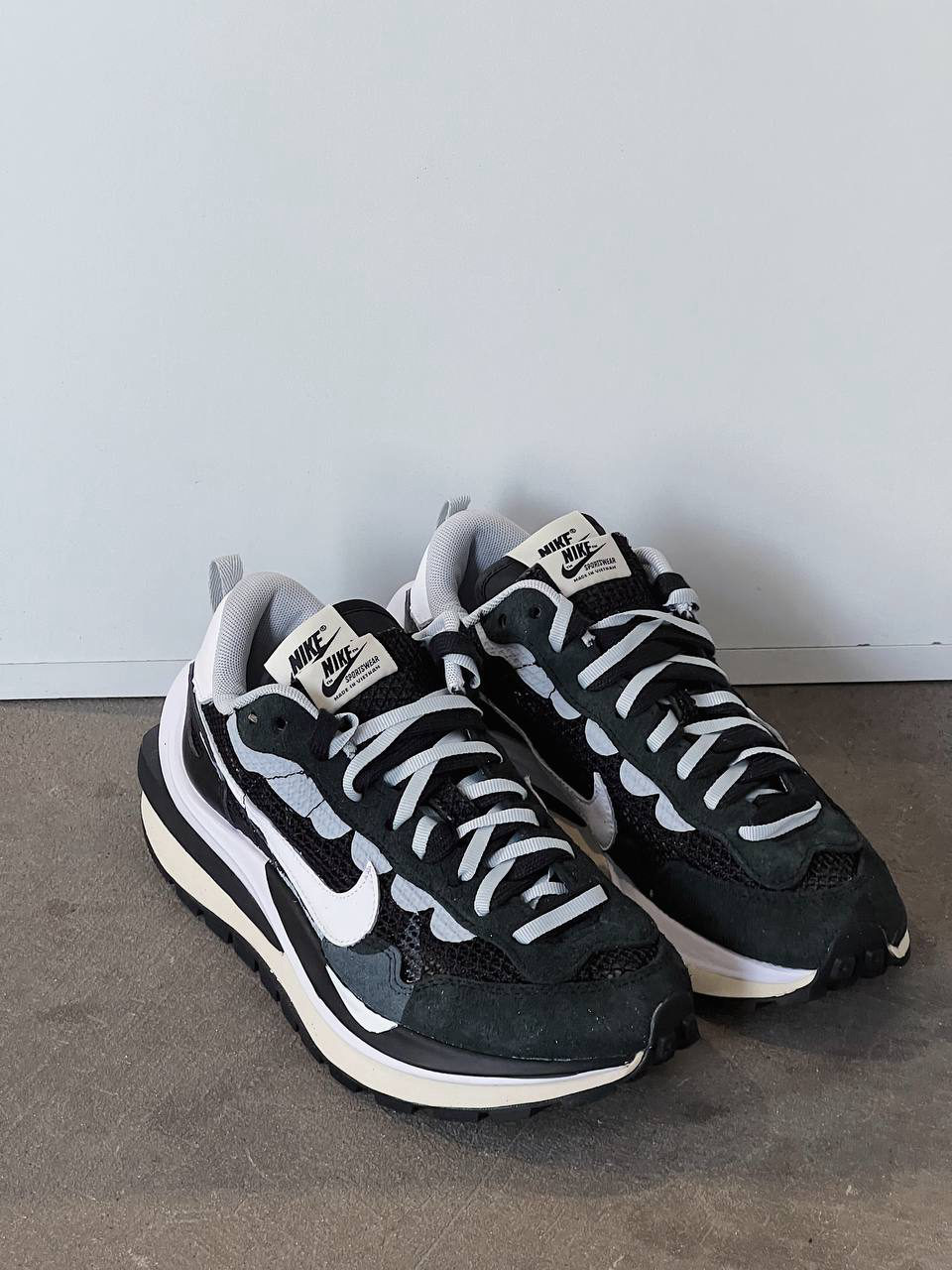 Nike Sacai VaporWaffle Black — фото 2
