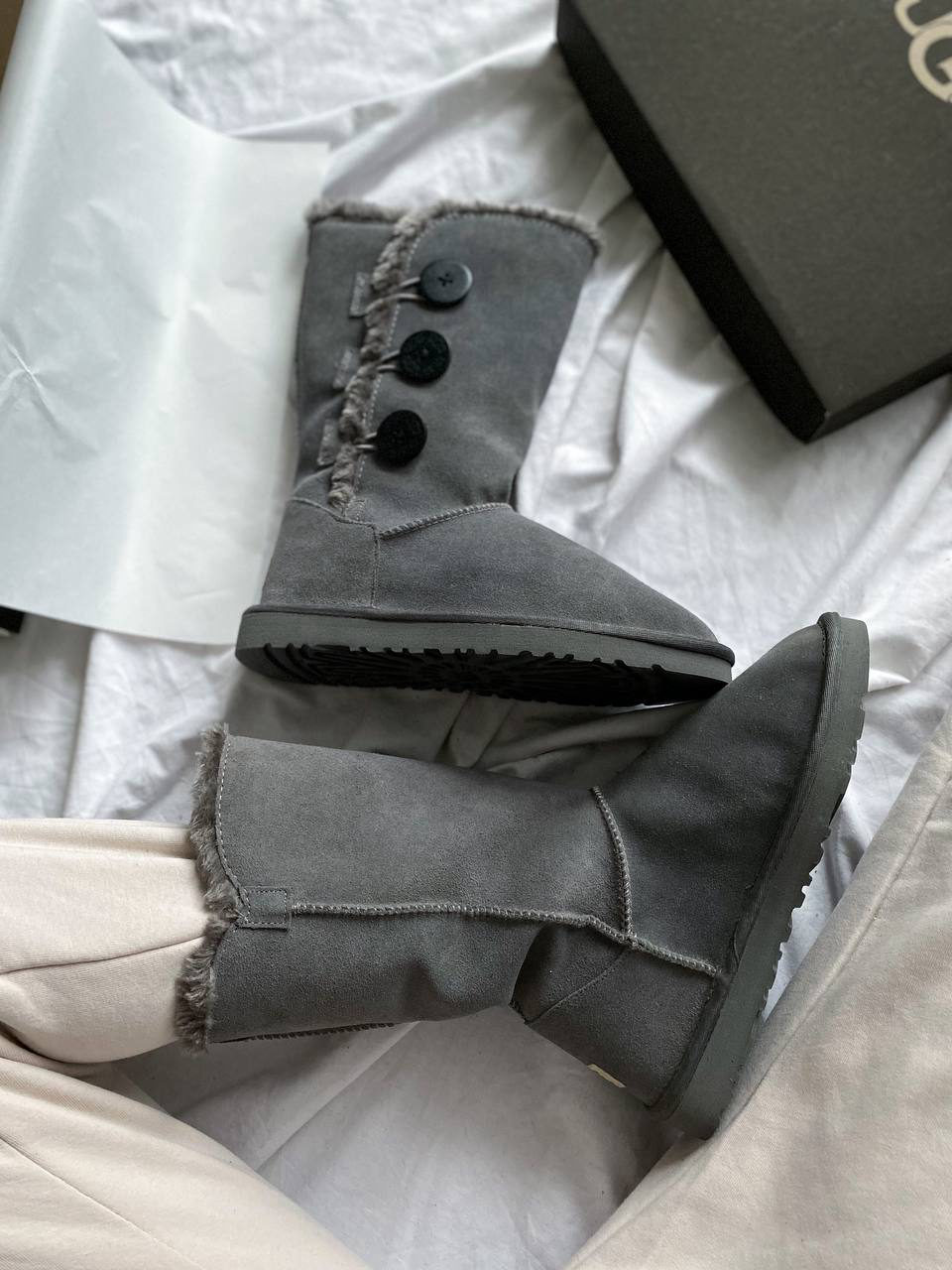 UGG Bailey Button Triplet II Light Shade (Распродажа) — фото 2
