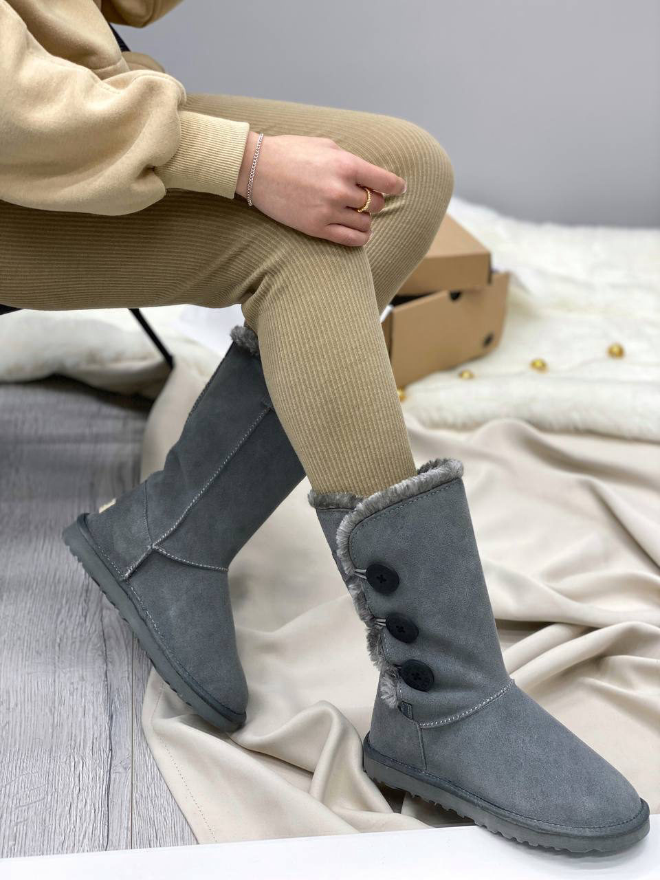 UGG Bailey Button Triplet II Light Shade (Распродажа) — фото 3