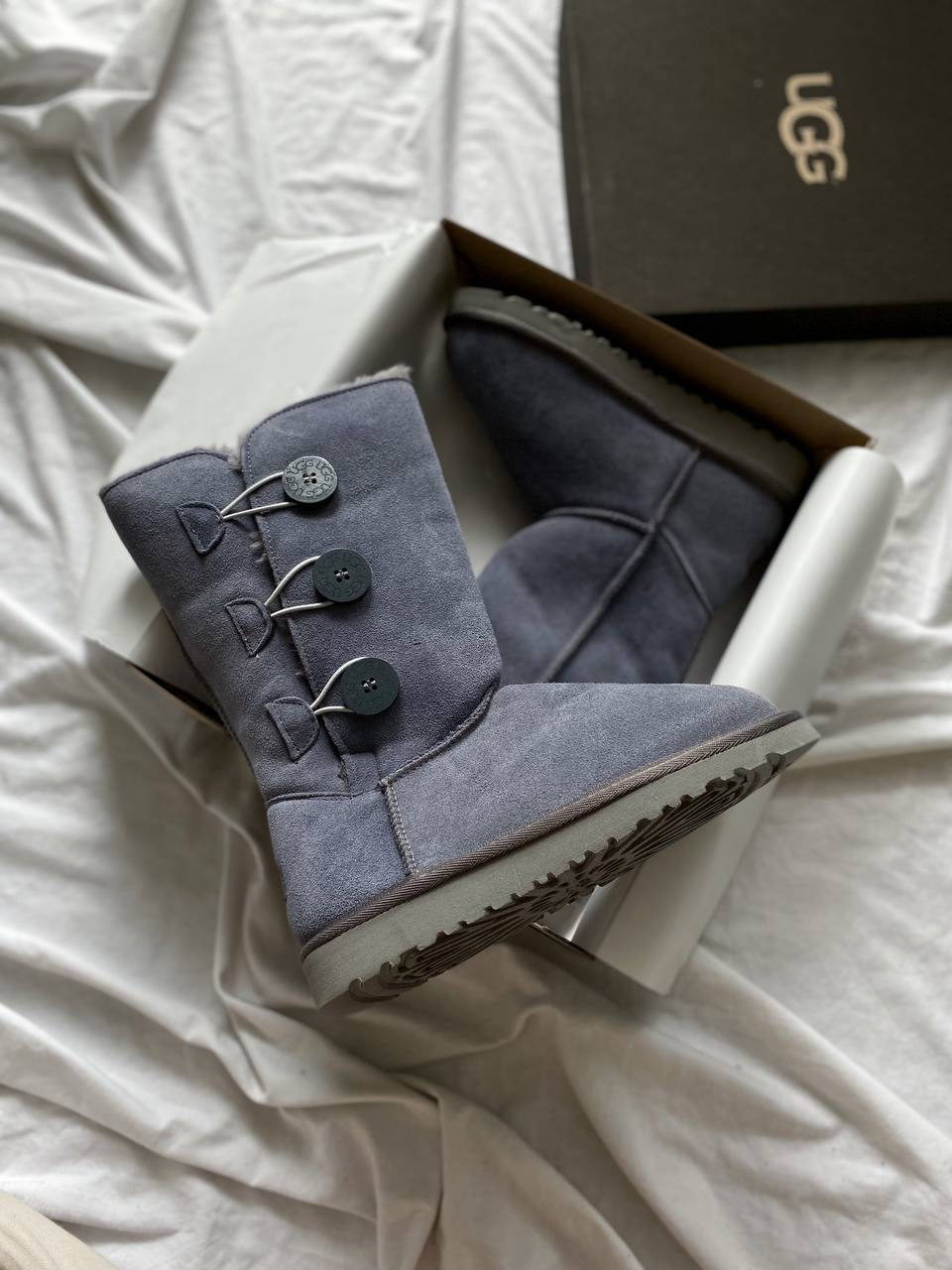 UGG Bailey Button Triplet II Dark Shade (Распродажа) — фото 2