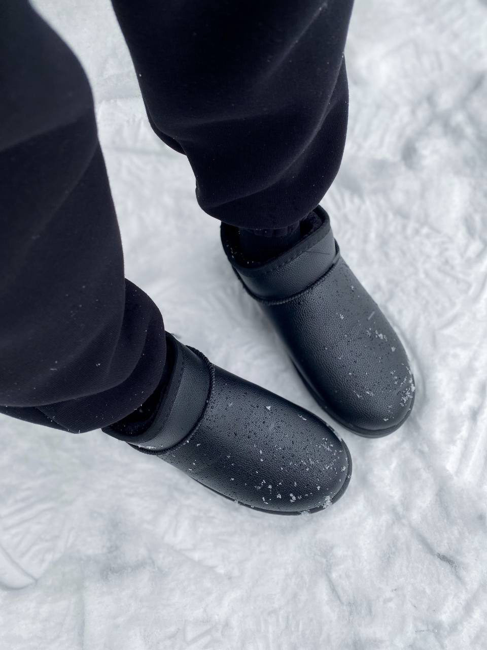 Ugg Ultra Mini Smooth Leather РОЗПРОДАЖ — фото 2
