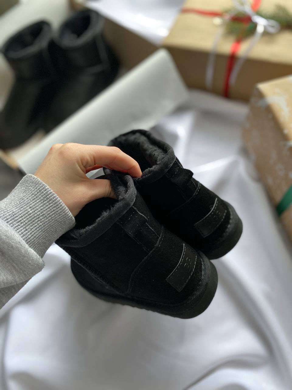 Ugg Mini Black Suede РОЗПРОДАЖ — фото 3