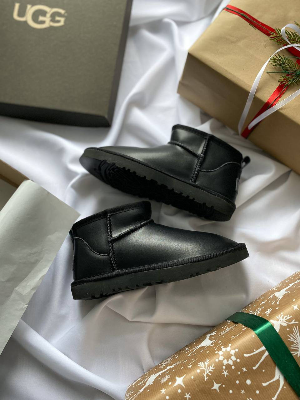 Ugg Ultra Mini Black Leather РОЗПРОДАЖ — фото 5