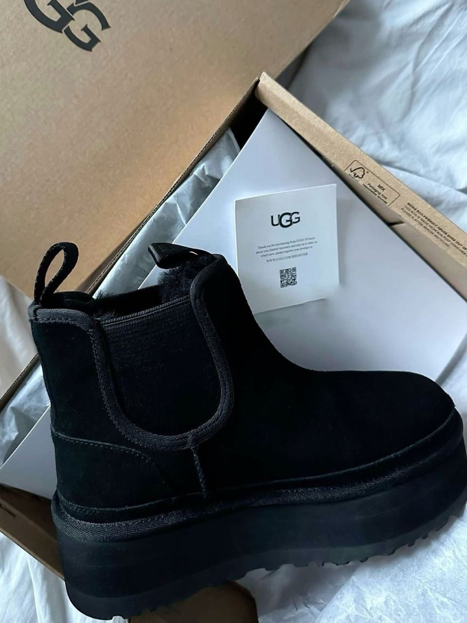 UGG Neumel Chelsea Black — фото 2