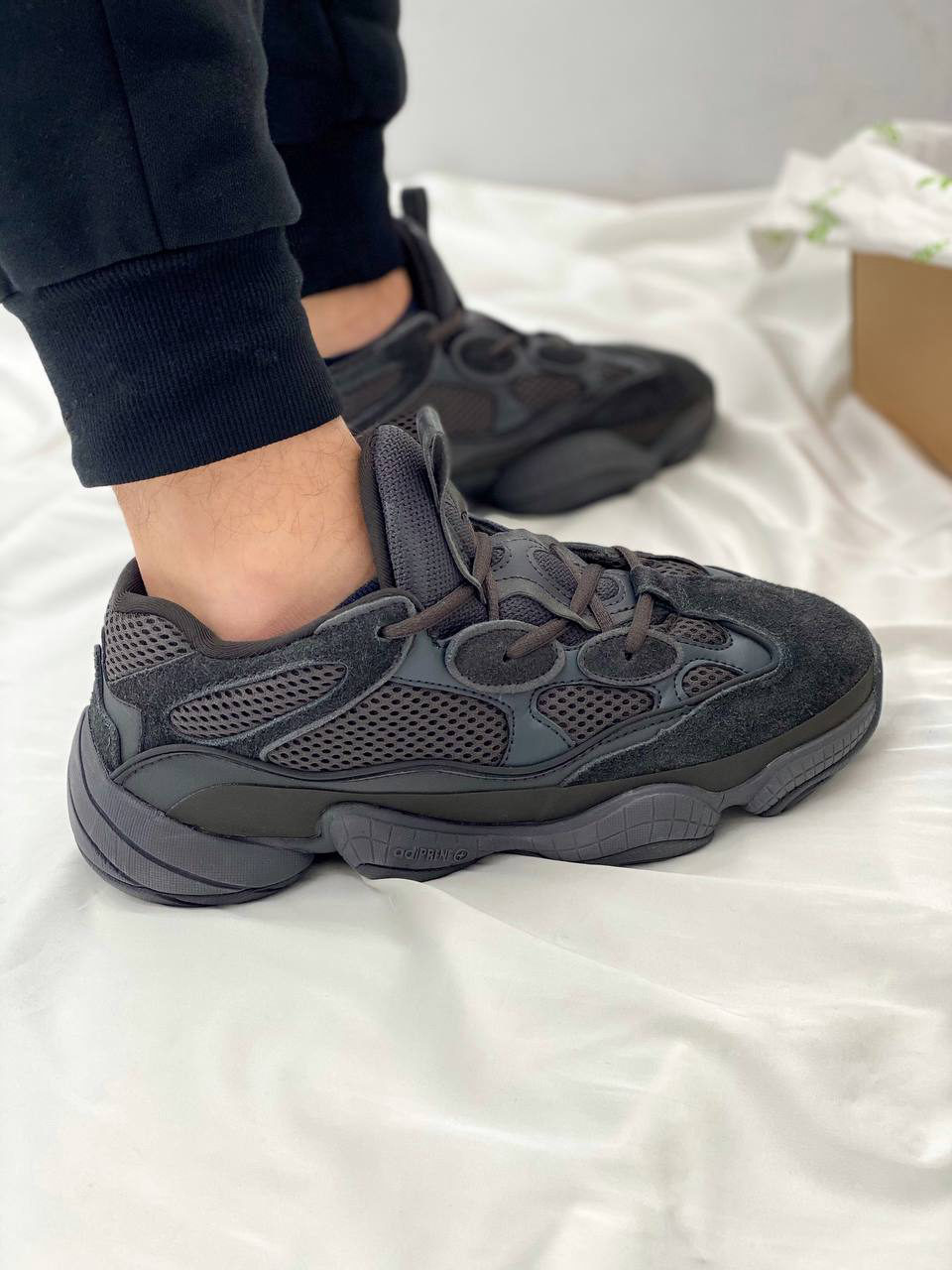Yeezy 500 Utility Black — фото 4