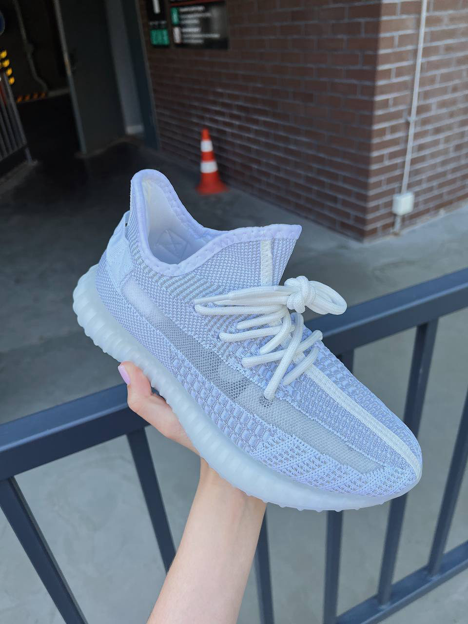 Yeezy 350 Static No Reflective — фото 2