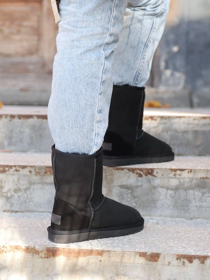 UGG Short II Black Suede, арт. 496 — фото 1