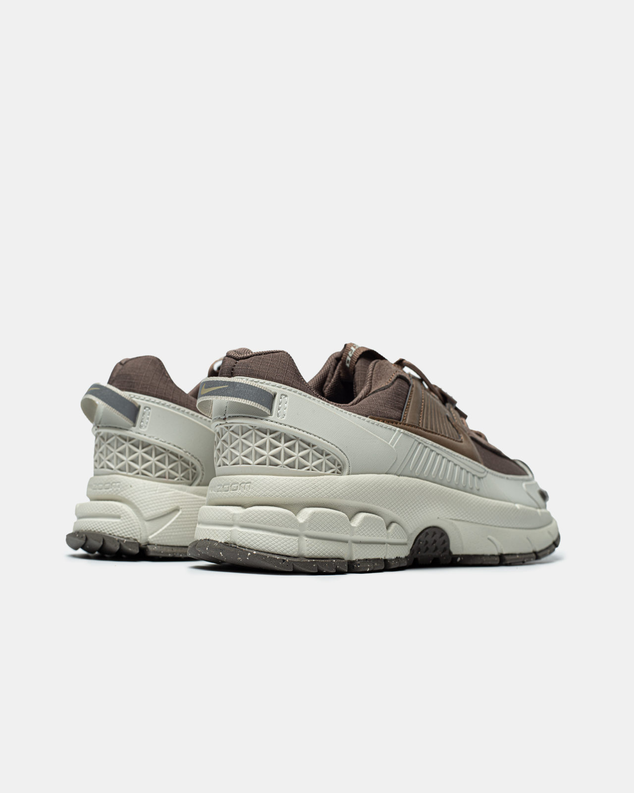 Nike Vomero Roam Beige — фото 4