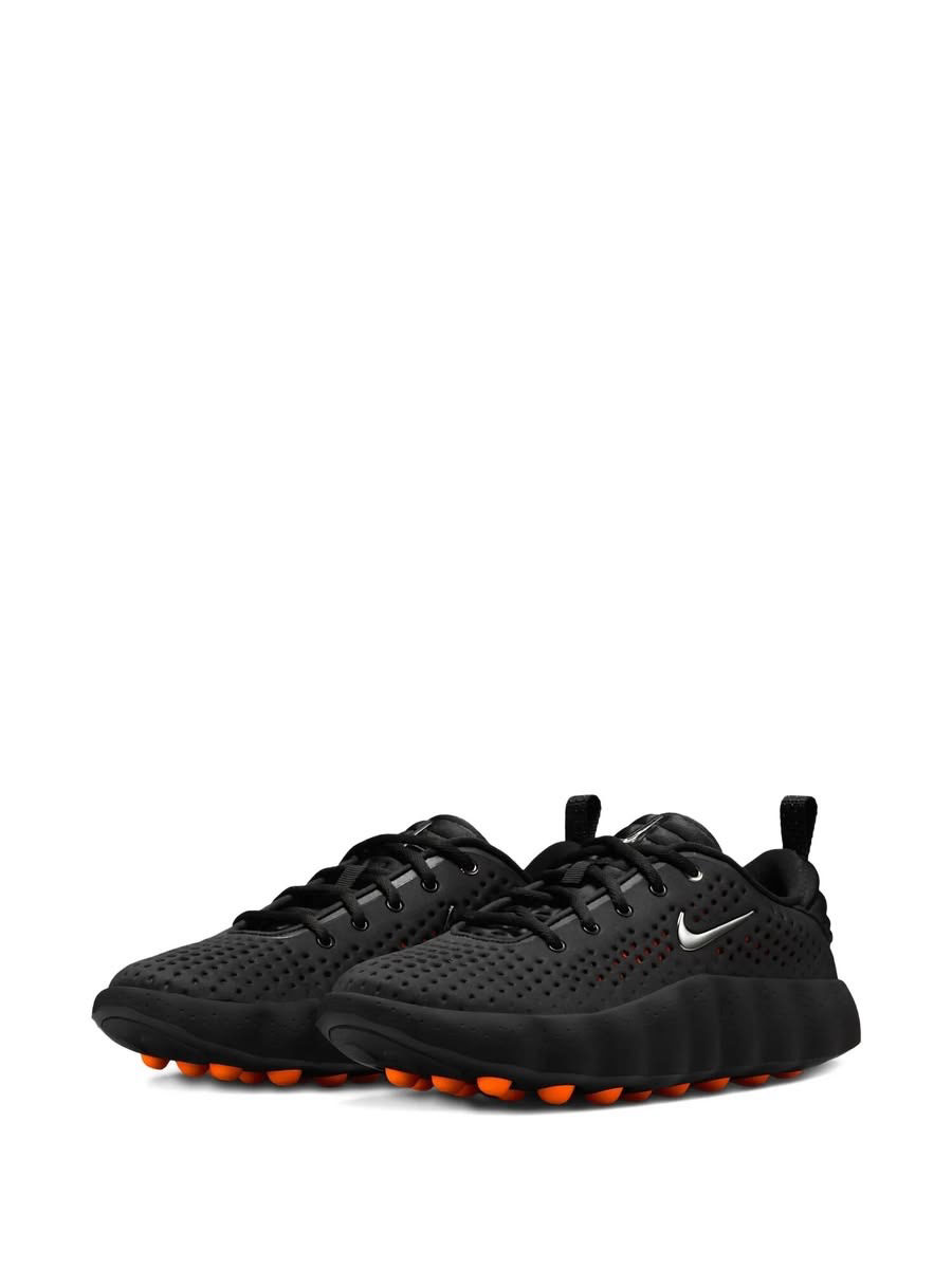 Nike Mind 002 Black Hyper Crimson