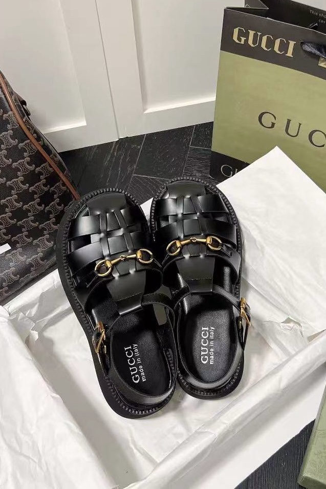 Gucci Leather Sandals