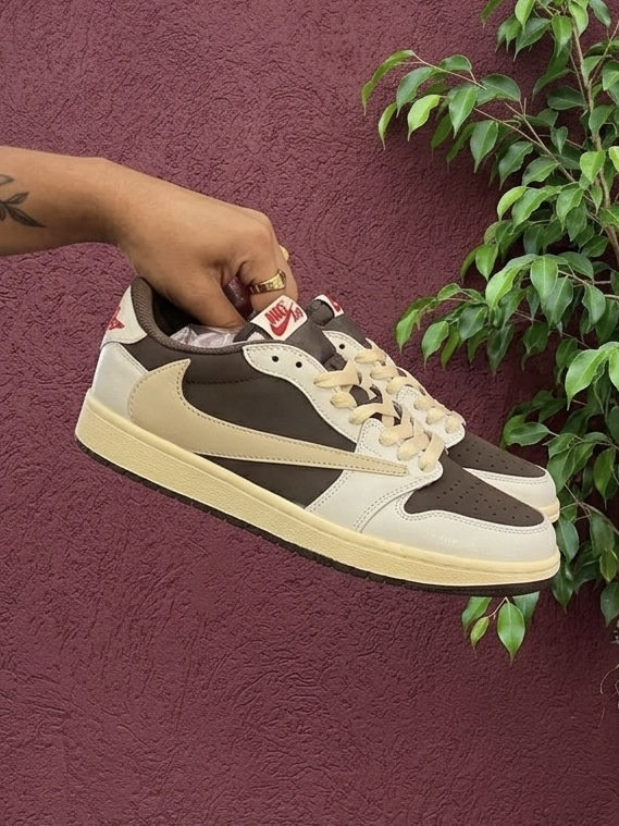 Air Jordan 1 Low OG SP x Travis Scott Reverse Mocha, арт. NJ049-1694247 — фото 1